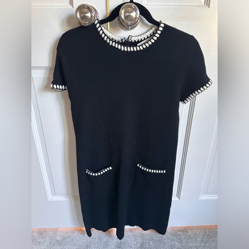 Zara SHORT KNIT Black dress with white trim - Size Small